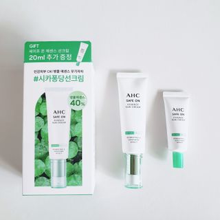 [AHC] 세이프온 에센스 선크림 올리브영 스페셜 증정 기획세트 — 5점을 준 리뷰어가 2022년 6월 올린 사용 사진