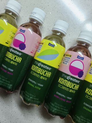 더그레잇티 콤부차 300ml *12개입 (오리지널 6개+베리리치 6개) — 5점을 준 리뷰어가 2022년 7월 올린 사용 사진
