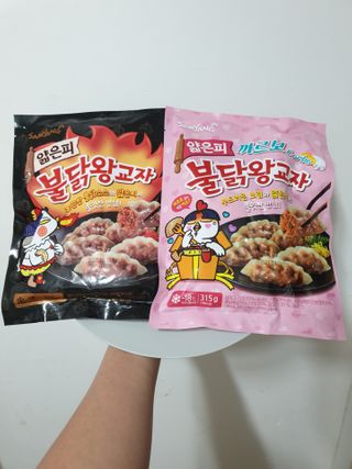 삼양냉동 [삼양] 얇은피불닭왕교자+얇은피까르보불닭왕교자 총4팩 — 5점을 준 리뷰어가 2021년 2월 올린 사용 사진
