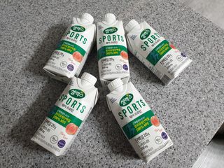 셀렉스스포츠 셀렉스 스포츠 웨이 프로틴 복숭아_ 330ml x 12팩 — 5점을 준 리뷰어가 2021년 3월 올린 사용 사진