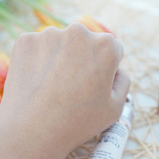 산수시 일루미네이팅 펄 영양 다크서클 스틱 아이 크림 케어 15ml — 5점을 준 리뷰어가 2021년 6월 올린 사용 사진