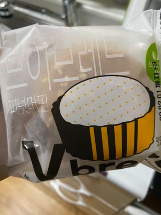 롯데제과 Vbread 포카치아식빵1개 + 미니식빵 1개 + 머핀 2개 세트 — 5점을 준 리뷰어가 2021년 9월 올린 사용 사진