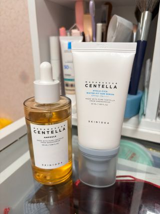 [스킨1004] 마다가스카르 센텔라 히알루-시카 워터핏 선세럼 50ml — 5점을 준 리뷰어가 2024년 5월 올린 사용 사진
