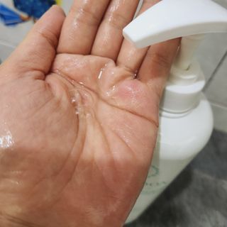 [닥터문] 센텔라 시카케어 화이트머스크 바디워시 1000ml — 5점을 준 리뷰어가 2023년 7월 올린 사용 사진