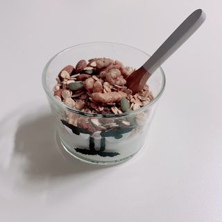 [그래한끼] 무설탕/저당 시리얼타입 수제그래놀라 (40gX10개) — 4점을 준 리뷰어가 2022년 9월 올린 사용 사진