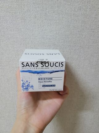 산수시 아쿠아 베네핏 24h 수부지 물광 속건조 수분크림 50ml — 5점을 준 리뷰어가 2021년 6월 올린 사용 사진