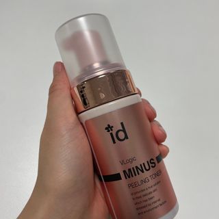 아이디플라코스메틱 아이디 브이로직 마이너스 필링 토너 110ml — 5점을 준 리뷰어가 2022년 1월 올린 사용 사진