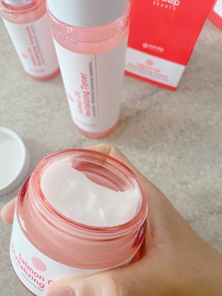 아이앤립 / EYENLIP 아이앤립 연어오일 리바이탈라이징 토너+앰플+크림 3종 세트 — 5점을 준 리뷰어가 2021년 5월 올린 사용 사진