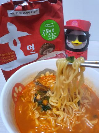 [풀무원] 자연은맛있다 정면, 백면, 홍면  세트 — 5점을 준 리뷰어가 2021년 4월 올린 사용 사진