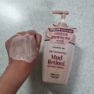 벨먼 내추럴 스파 머드레티놀 바디워시(그린로즈, 미드나잇 피오니) — 5점을 준 리뷰어가 2022년 6월 올린 사용 사진