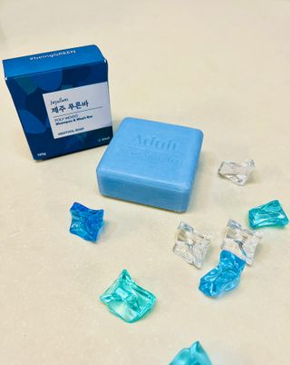 제주인디 제주 푸른바 폴리인디고 샴푸&워시 — 4점을 준 리뷰어가 2021년 12월 올린 사용 사진