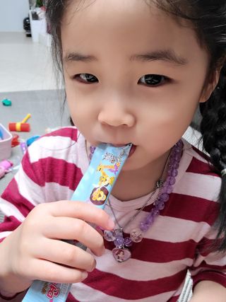 다나음 셀렌에 빠진 아연면역젤리 열대과일맛+사과맛 — 5점을 준 리뷰어가 2021년 4월 올린 사용 사진