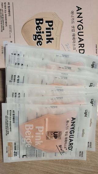 [애니가드] 셋업 메베마스크라이트  (대형 4컬러 + 중형 4컬러) — 5점을 준 리뷰어가 2022년 7월 올린 사용 사진