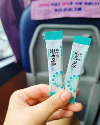 프리마인 유산균 국가지정연구소 선정, 살아있는 생유산균 200억 마리의 힘. 유산균n굿바이옴플러스 — 5점을 준 리뷰어가 2021년 9월 올린 사용 사진
