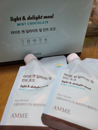 아므_이너뷰티 라이트 앤 딜라이트 밀 민트 초코 — 5점을 준 리뷰어가 2021년 7월 올린 사용 사진