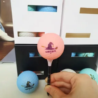 더위치골프(thewitchgolf) 프리미엄 골프 공 더위치골프 매트 펄 컬러의 3피스볼 더위치골프 골프볼 선물세트 — 5점을 준 리뷰어가 2023년 9월 올린 사용 사진