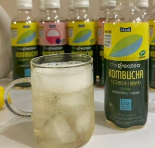 더그레잇티 콤부차 [매일유업] 더그레잇티 44kcal 콤부차 300ml *12개입 (오리지널 6개+베리리치 6개) — 5점을 준 리뷰어가 2023년 8월 올린 사용 사진