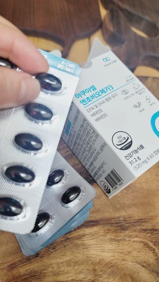 메디포스트 모비타 아쿠아셀 엔초비오메가3 60캡슐 — 5점을 준 리뷰어가 2023년 1월 올린 사용 사진