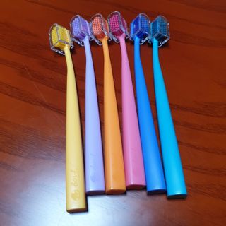 프로그 윌로우 칫솔 6245 울트라소프트 — 5점을 준 리뷰어가 2022년 5월 올린 사용 사진