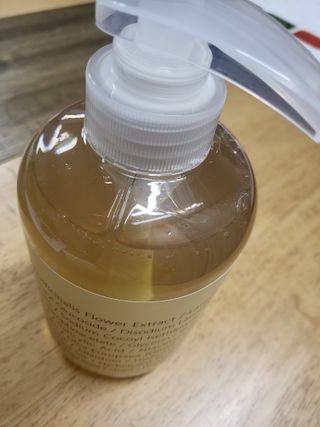 빅그린 안티 헤어로스 탈모 카렌듈라 바이옴 샴푸 500ml (지성두피용) — 4점을 준 리뷰어가 2022년 8월 올린 사용 사진