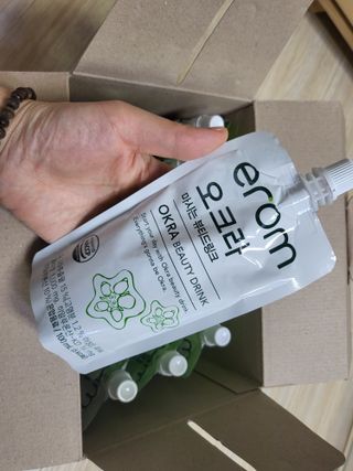 [이롬] 오크라 마시는 뷰티드링크 100mL x 20입 — 5점을 준 리뷰어가 2022년 8월 올린 사용 사진