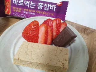 씨알푸드 건강기능식품 6년근 홍삼 함유, 바로먹는 홍삼바 30g 12개입 — 5점을 준 리뷰어가 2022년 3월 올린 사용 사진