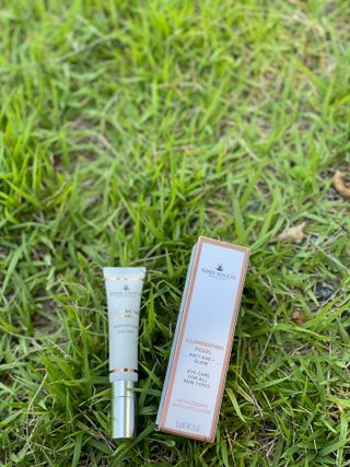 산수시 일루미네이팅 펄 영양 다크서클 스틱 아이 크림 케어 15ml — 5점을 준 리뷰어가 2021년 6월 올린 사용 사진