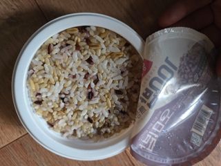 [구매평]양반 동원 양반 100밥 오미밥, 130g, 12개 — 5점을 준 리뷰어가 2025년 5월 올린 사용 사진