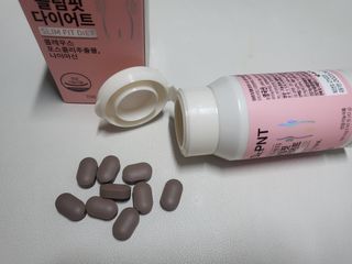 닥터피엔티 [Dr.PNT] 하루 2알로 건강한 다이어트! 한겨울에도 체지방만 쏙~ 슬림핏 다이어트 — 5점을 준 리뷰어가 2022년 12월 올린 사용 사진