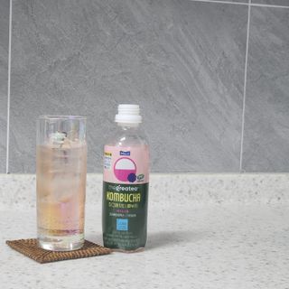 더그레잇티 콤부차 [매일유업] 더그레잇티 44kcal 콤부차 300ml *12개입 (오리지널 6개+베리리치 6개) — 5점을 준 리뷰어가 2023년 8월 올린 사용 사진