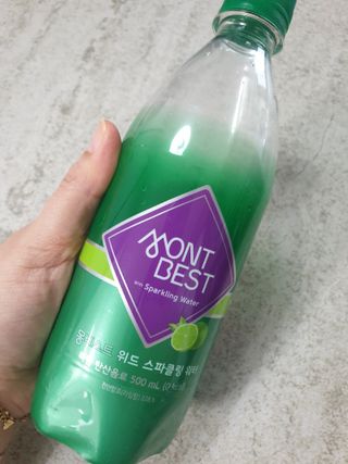 몽베스트 Montbest with Sparkling water Lime20병 — 4점을 준 리뷰어가 2021년 10월 올린 사용 사진