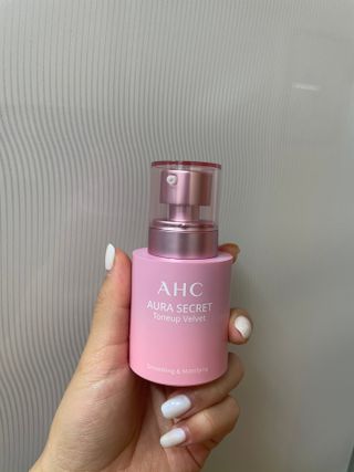 AHC 아우라 시크릿 톤업 벨벳 — 5점을 준 리뷰어가 2021년 4월 올린 사용 사진