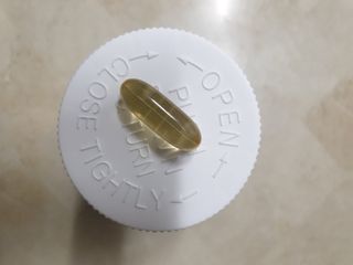 서울약사신협 네이처픽_알티지오메가3_1,205mg x 180캡슐 — 5점을 준 리뷰어가 2021년 9월 올린 사용 사진