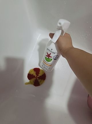 에티튜드 천연 데일리 욕조 클리너 EWG 그린 욕조세제 저자극 하이포알러제닉 친환경 비건 — 5점을 준 리뷰어가 2022년 8월 올린 사용 사진
