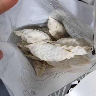요리반상회 산더미 불고기 왕교자 — 5점을 준 리뷰어가 2021년 2월 올린 사용 사진