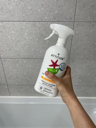 에티튜드 천연 데일리 욕조 클리너 EWG 그린 욕조세제 저자극 하이포알러제닉 친환경 비건 — 5점을 준 리뷰어가 2022년 8월 올린 사용 사진