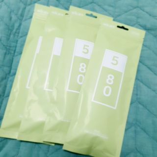 위케어 KF80 중형마스크 화이트 20매 초등학생 마스크 국산 — 5점을 준 리뷰어가 2021년 4월 올린 사용 사진