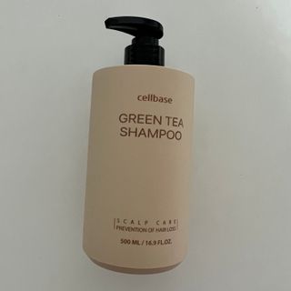 프리마인 더이상 뻣뻣하고 효과없는 탈모샴푸는 NO. 근본부터 케어하는 셀베이스 그린티샴푸(500ml) — 5점을 준 리뷰어가 2023년 3월 올린 사용 사진