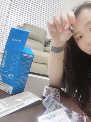 [몸엔용] 에버업 멀티비타민&미네랄, 눈건강 루테인 혈행건강 오메가3, 면역 프로바이오틱스 3종 택1 — 4점을 준 리뷰어가 2022년 4월 올린 사용 사진