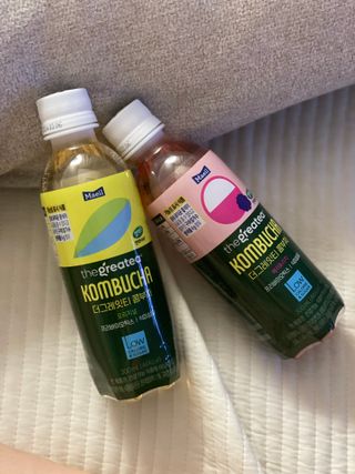더그레잇티 콤부차 [매일유업] 더그레잇티 44kcal 콤부차 300ml *12개입 (오리지널 6개+베리리치 6개) — 5점을 준 리뷰어가 2023년 8월 올린 사용 사진