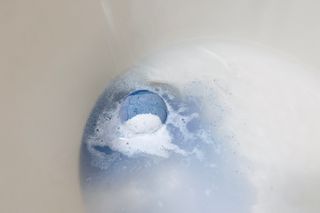 소담스퀘어 상암 Evreryday Bath Bomb Day7(에브리데이 배쓰밤 데이7) / 7종 중 2종 랜덤발송 — 5점을 준 리뷰어가 2022년 11월 올린 사용 사진