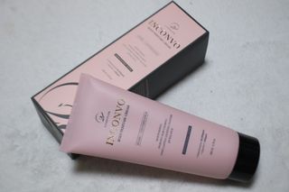 오투에니원 인컨보 바디 퍼퓸 크림 200ml — 5점을 준 리뷰어가 2022년 12월 올린 사용 사진