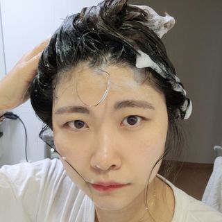 썸헤어 / SUMHAIR 썸헤어  써밋 안티 헤어로스 샴푸+트리트먼트 — 5점을 준 리뷰어가 2021년 6월 올린 사용 사진