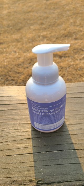 약손명가코스메틱 에오스보떼 브라이트닝 버블 폼 클렌징 300ml — 5점을 준 리뷰어가 2021년 12월 올린 사용 사진