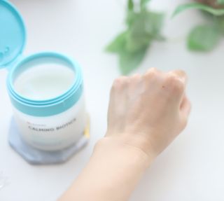 리더스코스메틱 리더스 카밍 바이오틱스 퀵 수딩 패드 — 5점을 준 리뷰어가 2022년 5월 올린 사용 사진