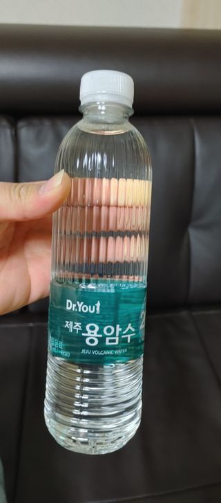 닥터유 제주용암수 닥터유 용암수 — 5점을 준 리뷰어가 2021년 7월 올린 사용 사진