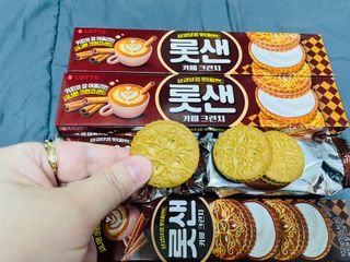 롯데제과 롯샌 카페크런치 — 3.5점을 준 리뷰어가 2021년 10월 올린 사용 사진