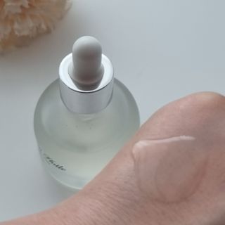 브에노 파리퀸 윌 페이스 오일 — 5점을 준 리뷰어가 2021년 6월 올린 사용 사진