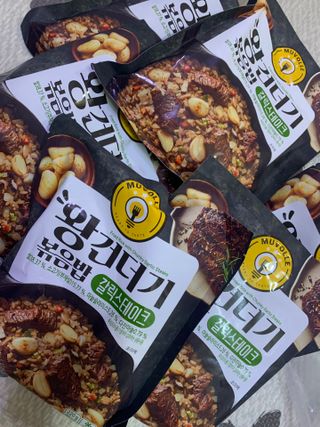 한성기업 무볼레 왕건더기 볶음밥 갈릭스테이크 — 5점을 준 리뷰어가 2021년 10월 올린 사용 사진