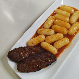 한성기업 명란한 떡갈비 — 4.5점을 준 리뷰어가 2021년 10월 올린 사용 사진